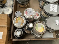 Diverse verf - afbeelding 1 van  3