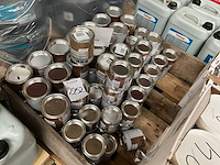 Diverse verf - afbeelding 1 van  6