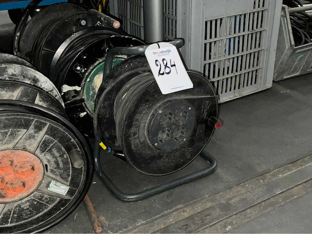 Diverse verlengkabel op haspel (6x) - afbeelding 3 van  5