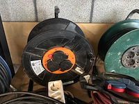 Diverse verlengkabelhaspels en -snoeren - afbeelding 3 van  7
