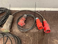 Diverse verlengkabels en krachtstroomstekkers (5x) - afbeelding 2 van  6