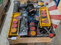 Diverse verlichting en bekabeling - afbeelding 1 van  11