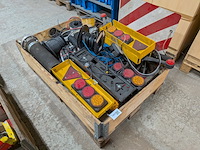 Diverse verlichting en bekabeling - afbeelding 4 van  11