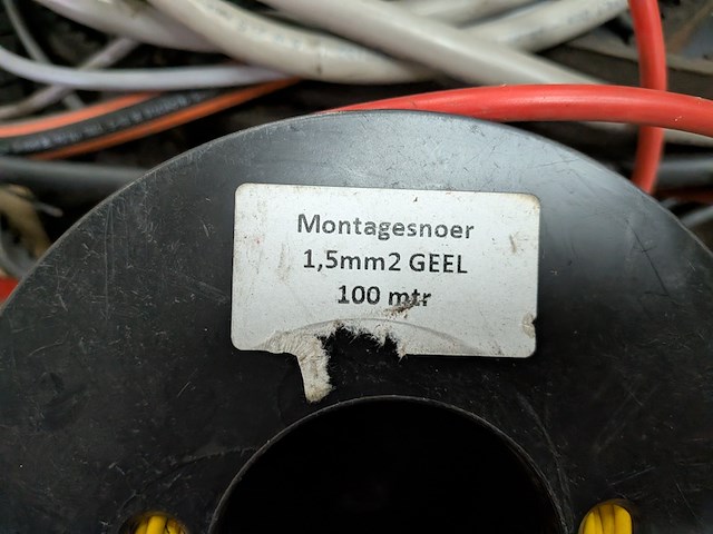 Diverse verlichting en bekabeling - afbeelding 11 van  11