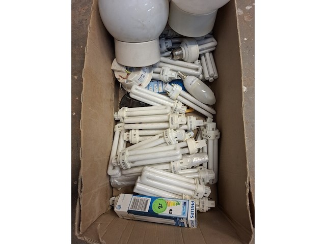 Diverse verlichting o.a. philips - afbeelding 2 van  2