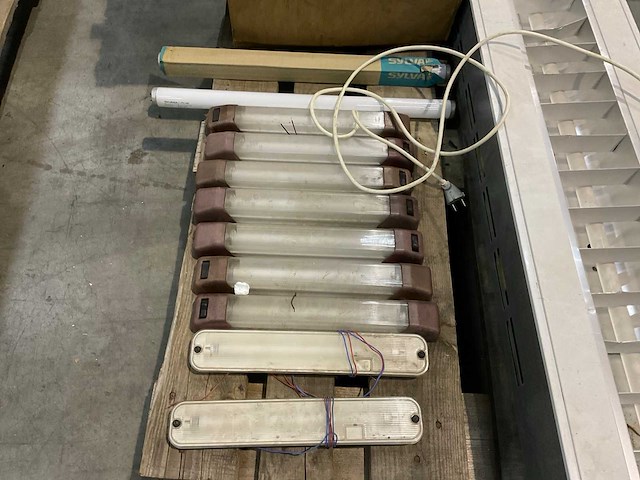 Diverse verlichting - afbeelding 5 van  6