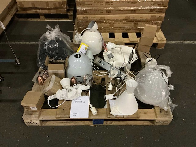 Diverse verlichting - afbeelding 1 van  7