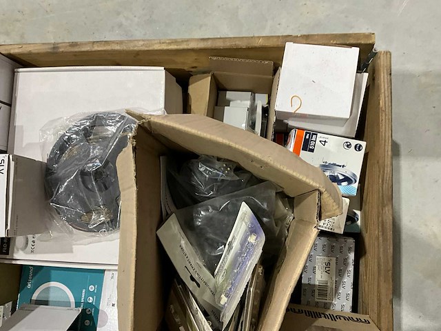 Diverse verlichting - afbeelding 2 van  2