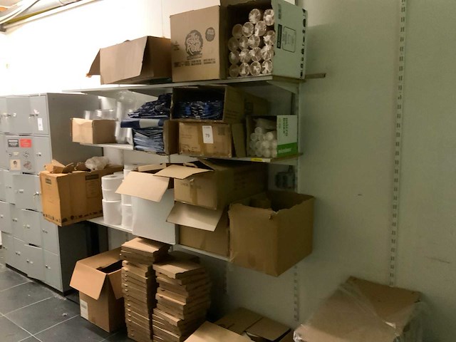 Diverse verpakkings materiaal - afbeelding 1 van  11