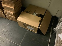 Diverse verpakkings materiaal - afbeelding 5 van  11