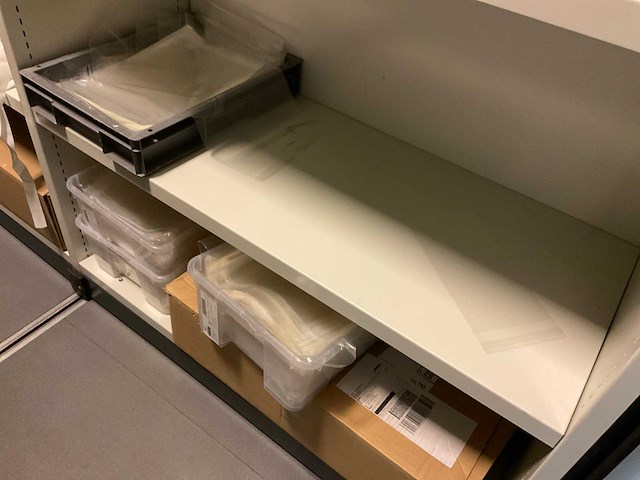 Diverse verpakkings materialen, doppen - afbeelding 4 van  22