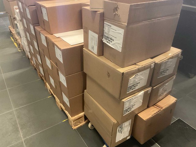 Diverse verpakkingsmaterialen - afbeelding 3 van  6