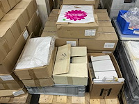 Diverse verpakkingsmaterialen - afbeelding 3 van  5
