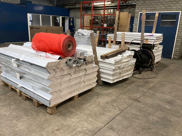 Diverse verpakkingsmaterialen - afbeelding 1 van  7