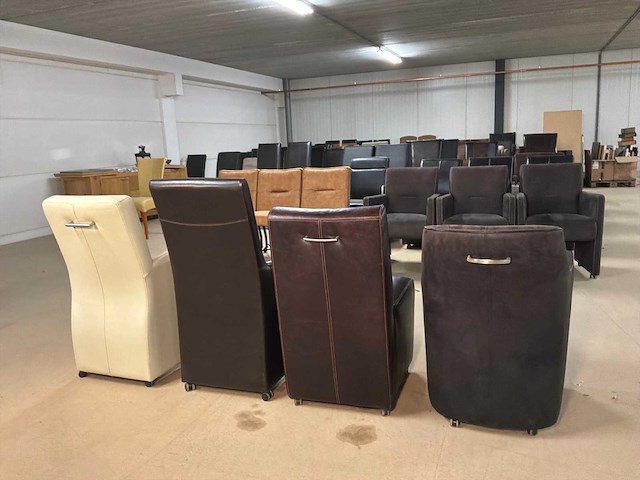 Diverse verrijdbare eetkamerstoelen (4x) - afbeelding 8 van  9