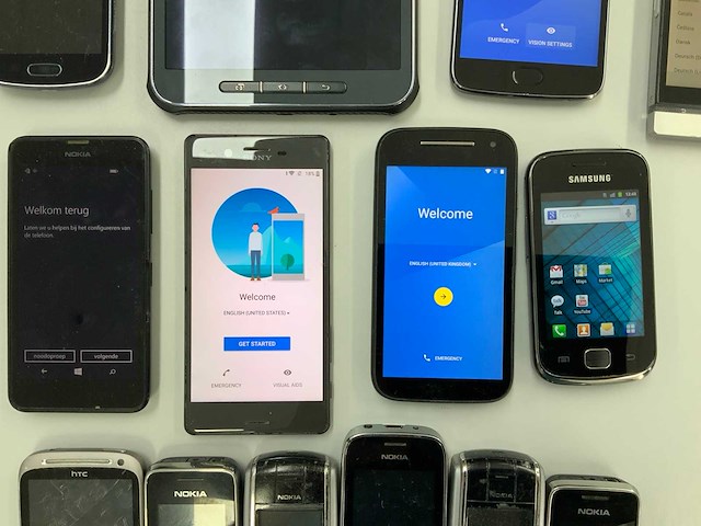 Diverse vintage telefoons(samsung, nokia, motorola) (14x) - afbeelding 3 van  5