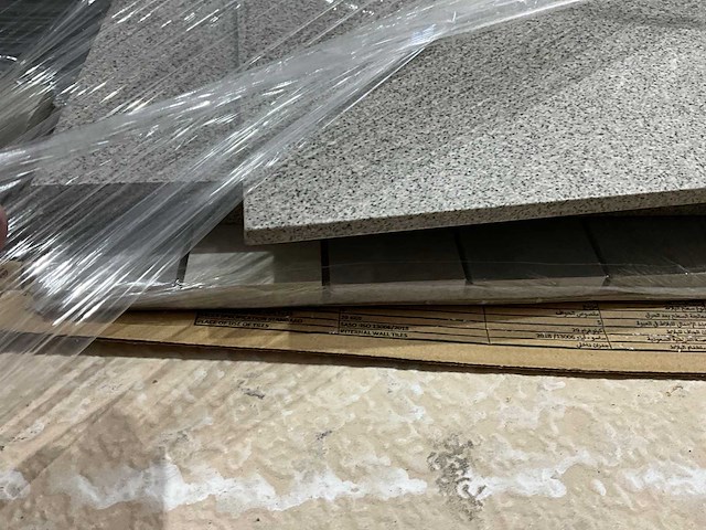 Diverse vloertegel - afbeelding 2 van  4