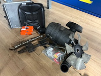 Diverse voertuig onderdelen - afbeelding 1 van  6