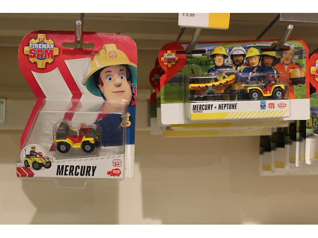 Diverse voertuigen en figuren fireman sam, 16 stuks. - afbeelding 2 van  3