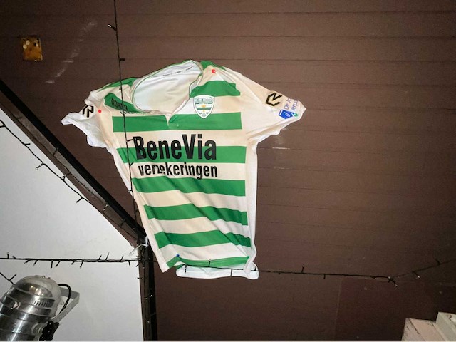 Diverse voetbal memorabilia - afbeelding 2 van  20