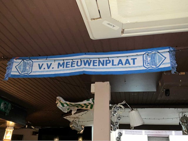 Diverse voetbal memorabilia - afbeelding 3 van  20
