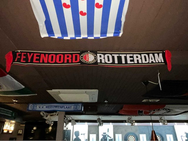 Diverse voetbal memorabilia - afbeelding 15 van  20
