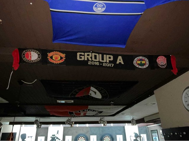 Diverse voetbal memorabilia - afbeelding 16 van  20