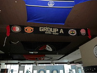 Diverse voetbal memorabilia - afbeelding 16 van  20