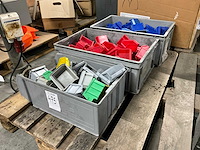 Diverse voorraad grijpbakjes - afbeelding 2 van  3