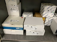 Diverse voorraad in 2 kasten - afbeelding 8 van  14