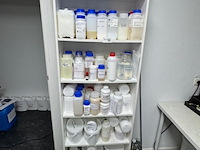 Diverse voorraad o.a.: lubrizol en indulor - afbeelding 1 van  10