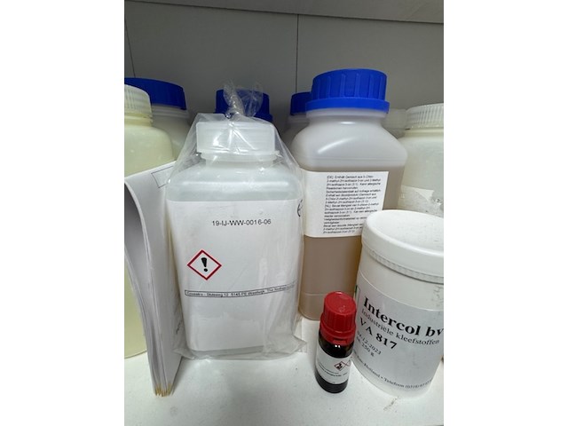 Diverse voorraad o.a.: lubrizol en indulor - afbeelding 7 van  10
