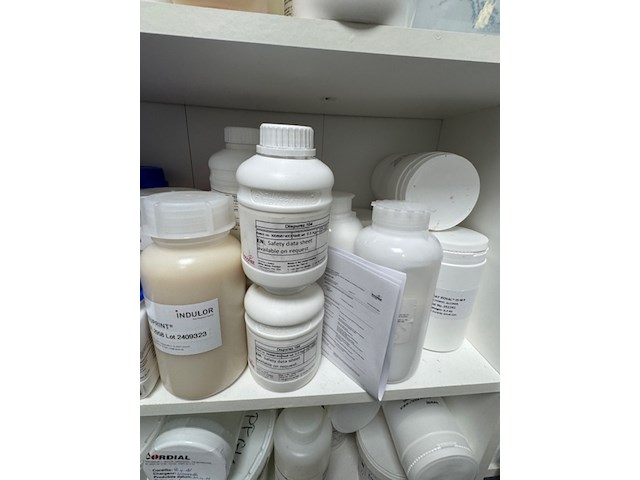 Diverse voorraad o.a.: lubrizol en indulor - afbeelding 8 van  10