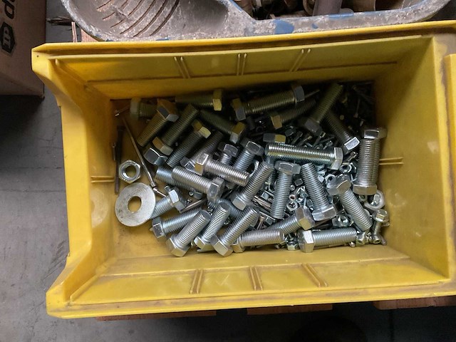 Diverse voorraden, overige metaalvoorraden - afbeelding 5 van  12