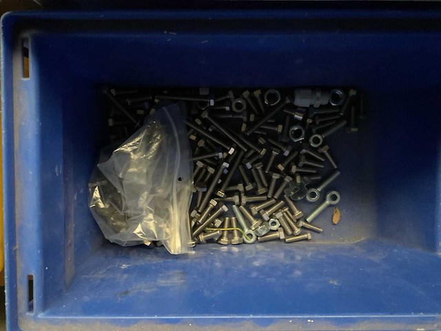 Diverse voorraden, overige metaalvoorraden - afbeelding 6 van  12
