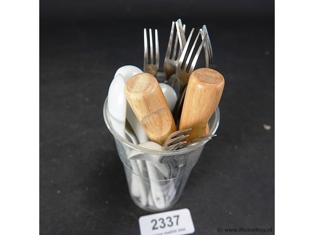 Diverse vorkjes en lepeltjes - afbeelding 2 van  5