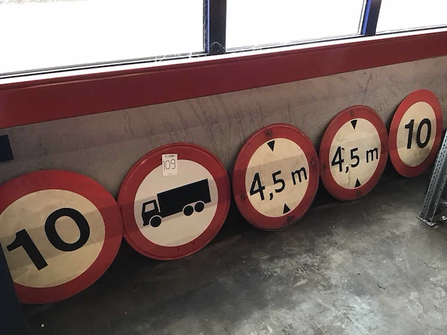 Diverse waarschuwingsborden (5x) - afbeelding 1 van  3