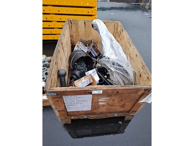 Diverse wagen montagedelen - afbeelding 1 van  7