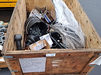 Diverse wagen montagedelen - afbeelding 1 van  7