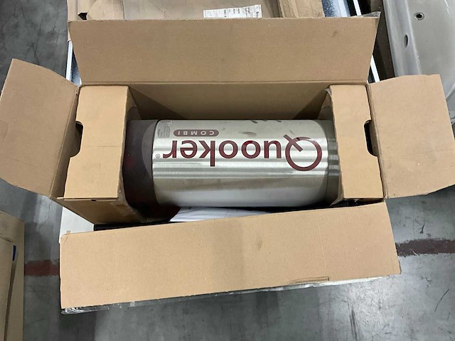 Diverse wastafels & “quooker” combi - afbeelding 2 van  6