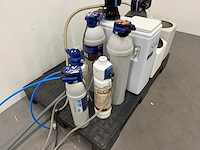 Diverse waterontharders en filters - afbeelding 1 van  3