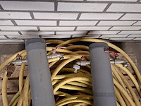 Diverse waterslangen en 2x standleiding water - afbeelding 4 van  9