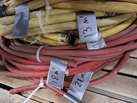 Diverse waterslangen en 2x standleiding water - afbeelding 9 van  9