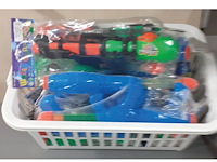 Diverse waterspeelgoed (d1019) - afbeelding 1 van  3