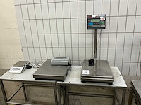 Diverse weegschaal (3x) - afbeelding 1 van  4