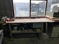 Diverse werkbanken (4x) - afbeelding 1 van  3