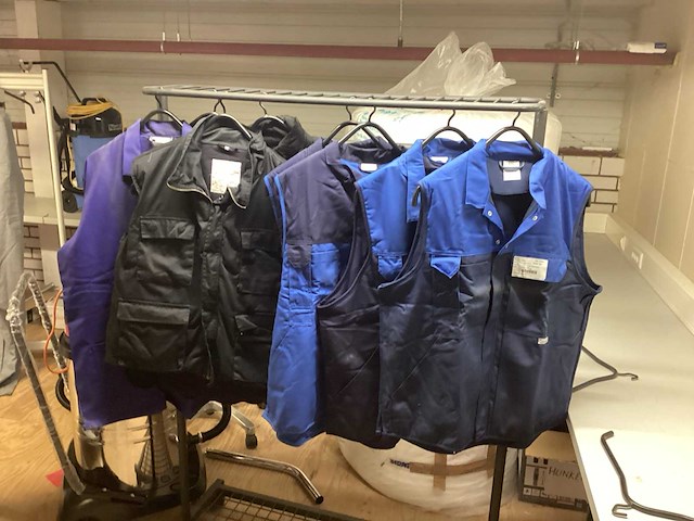 Diverse werkjassen en bodywarmers (8x) - afbeelding 2 van  3