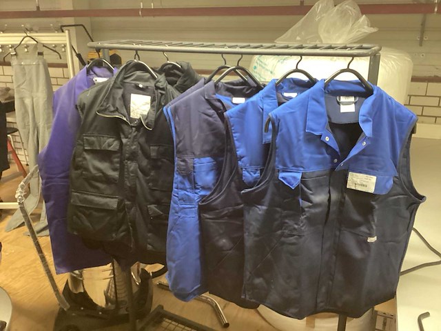 Diverse werkjassen en bodywarmers (8x) - afbeelding 3 van  3