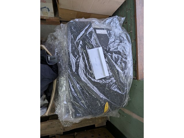 Diverse werkkleding en cabinematten - afbeelding 11 van  18