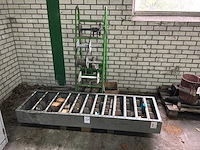 Diverse werkplaats inventaris - afbeelding 1 van  6